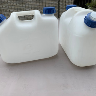 水用ポリタンク　2個セットの画像