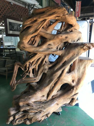 【愛品館八千代店】特大流木アート衝立