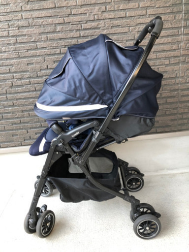 【（決定しました）再々値下げ】コンビベビーカーめちゃ軽めハンディ新生児〜（レインカバー付）