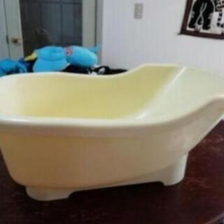 赤ちゃんのバスタブの画像
