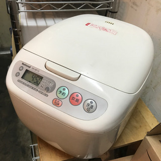 【9月末まで】炊飯器 (National SR-MF10)