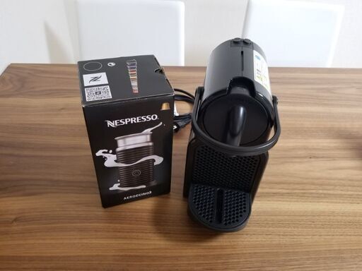 (値下げ!!)ネスプレッソカプセルコーヒーマシン