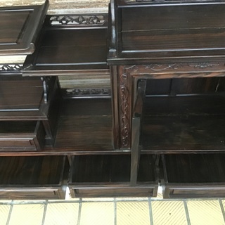 縞黒檀飾り棚　銘木　一枚板　無垢材の画像