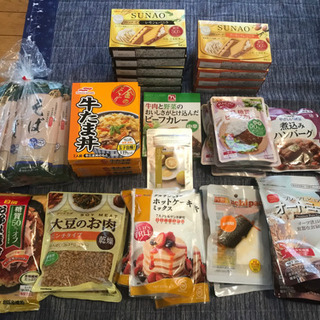 【多数おまとめ】 ホットケーキ、レトルトカレー、惣菜、クリームサ...