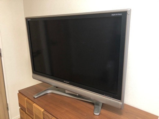 SHARP AQUOS 37型液晶テレビ