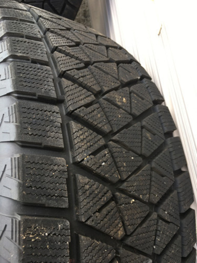 ブリヂストン　ブリザック　タイヤ4本　DM-V2 2019 ランクル100 スタッドレス