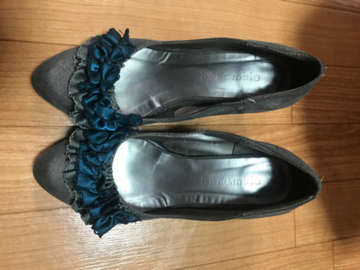 パンプス二足　手提げバッグ