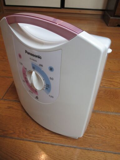 正常作動品　パナソニック ふとん乾燥機 ブルー FD-F06A6-A　布団乾燥機　2009年製　靴乾燥と小物乾燥機能付き