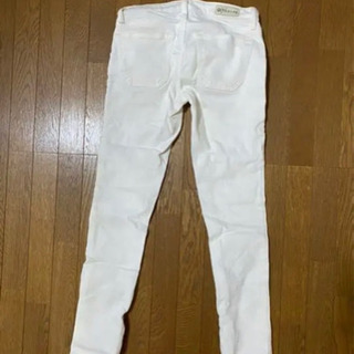 theory ホワイトスキニーデニムの画像
