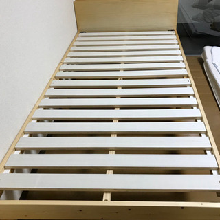 ベットフレームの画像