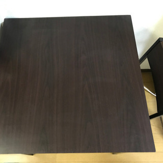 IKEA 食卓と椅子の画像
