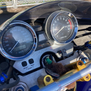 XJR1300 キャブ最終型　RP03j カスタム多数　の画像