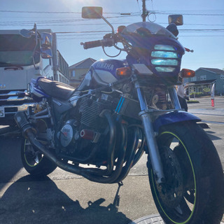 XJR1300 キャブ最終型　RP03j カスタム多数　