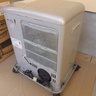 【無料】タンク量5L　CORONA　コロナ　石油ファンヒーター　キャスター付きの画像