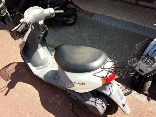 NO.3408　レッツ４　４サイクルエンジン フューエルインジェクション　前カゴ付き　ホワイト　☆彡