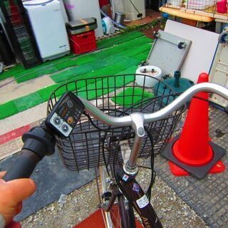 リサイクルショップのダイトーです。お持ち帰り価格　電動アシスト　自転車　ママチャリ　2016年の画像