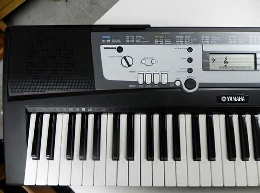 YAMAHA ポータブルキーボード PSR-E213 61鍵盤 電子楽器 ヤマハ ピアノ エレクトーン ブラック ☆ PayPay(ペイペイ)決済可能 ☆ 札幌市 白石区 東札幌