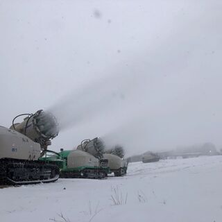 冬のスキー場、人工降雪作業スタッフ募集