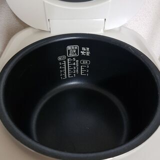 (アイリスオーヤマ) ジャー炊飯器 KERC-MA50-Wの画像