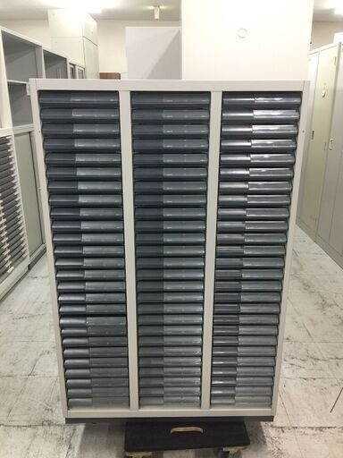 中古良品コクヨA4レターケース書類整理庫 トレーキャビネット3列26段浅 