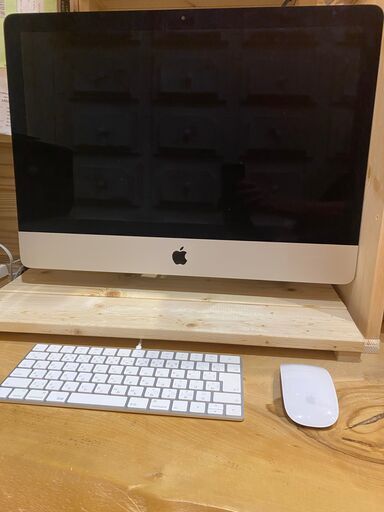 imac 21.5インチ 2017 SSD500GB ソフト多数(office、adobe)
