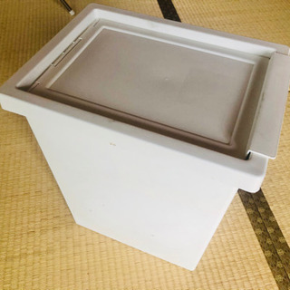 【お譲りします】ゴミ箱　イケア　縦35.5cm x 横26.5c...