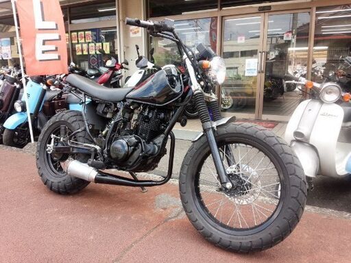 NO.3422　ＴＷ２００Ｅ　セル付き　スカチューン　スーパートラップマフラー　ワイドハンドル　ブラック　☆彡