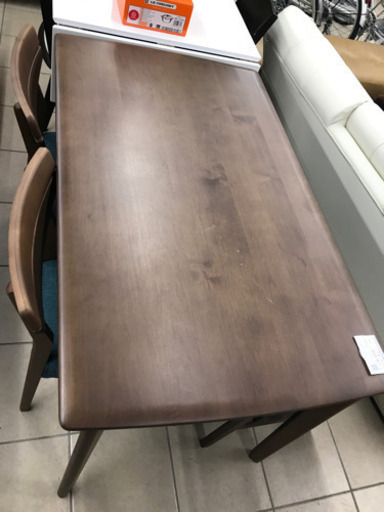 お洒落なデザイン！ベンチダイニング4点セット