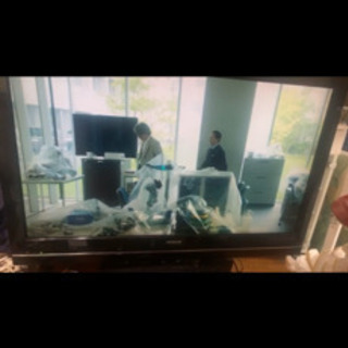 日立　液晶テレビ　　2010年製  リモコン無し