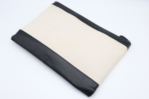 《BALENCIAGA/クラッチバッグ》ABランク ブラック ホワイト 袋 美品