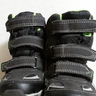 【値下げしました！】スノーブーツ（黒）16cmの画像