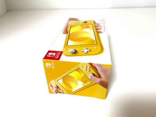 スイッチライト　ピンク・イエロー