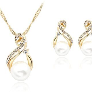 【新品】【3点セット】ネックレス　ピアス 人工パール クリスタル...
