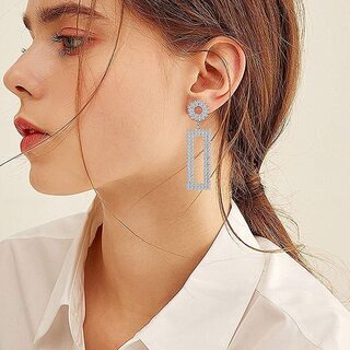 【新品】【4ペアセット】ピアス レディース ジルコニア 可愛い キラキラ イヤリング ステンレスポスト 金属アレルギー対応の画像