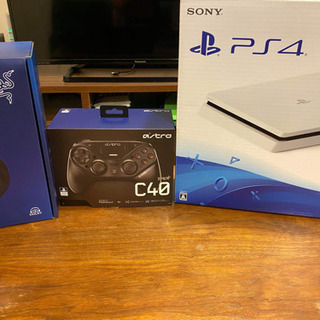 PS4 SLIM 500GB/ ASTRO C40/ RAZER THRESHER 7.1