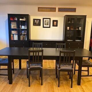 IKEA BJURSTAの伸長式テーブルとIKEA STEFAN ダイニングチェア6脚のセット