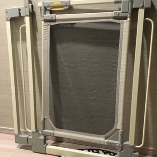 ベビーゲート