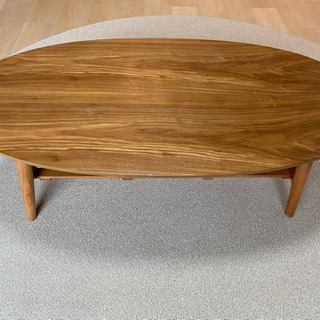 【お取引中】ラグ&テーブルの画像