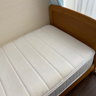 ニトリ　シングルベッド（フレーム＆マットレス）