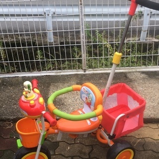 三輪車の画像