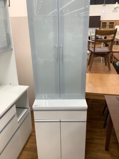 食器棚　ホワイト