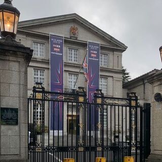 イギリス英語話したい人募集！大使館にて英会話レッスンしてみませんか？の画像