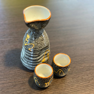 徳利と猪口のセット