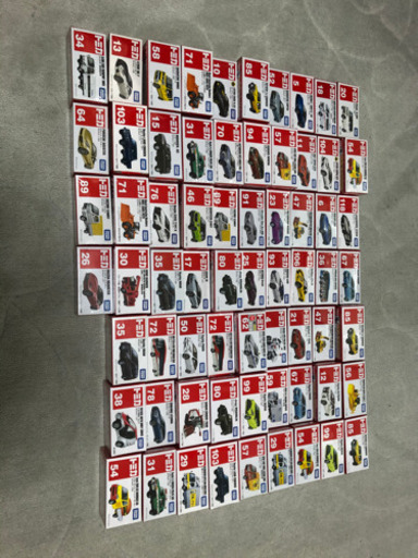 未開封トミカ67台