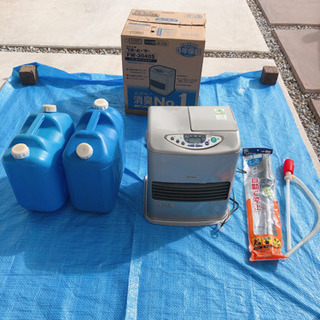 ストーブ、ポリタンク、灯油ポンプ