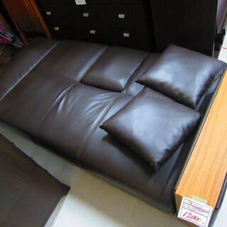 ＜（掘り出し物）12000円税込み＞リサイクルショップのダイトーです。 おしゃれアイテム　お持ち帰り価格　ソファーベッドの画像