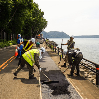 急募‼️ 都内　道路維持修繕作業スタッフの画像