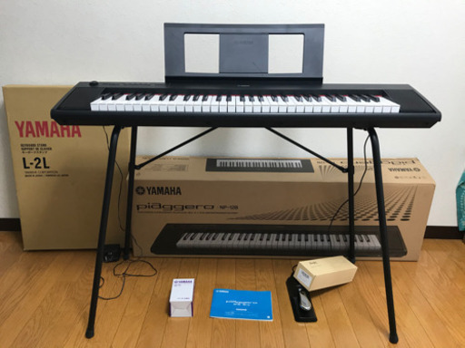 ヤマハ　piaggero  電子キーボード　NP-12B  美品