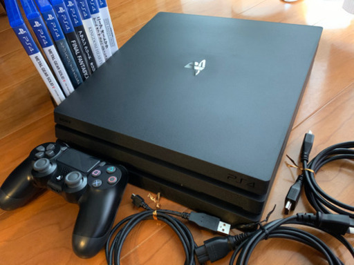 値下げ交渉してください！人気ソフト8本付き！ps4  pro 1TB