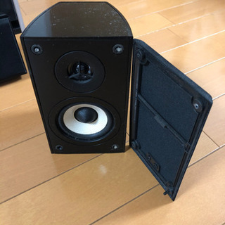 オンキョー製 5.1ch デジタルサラウンドシステム HTX-11の画像